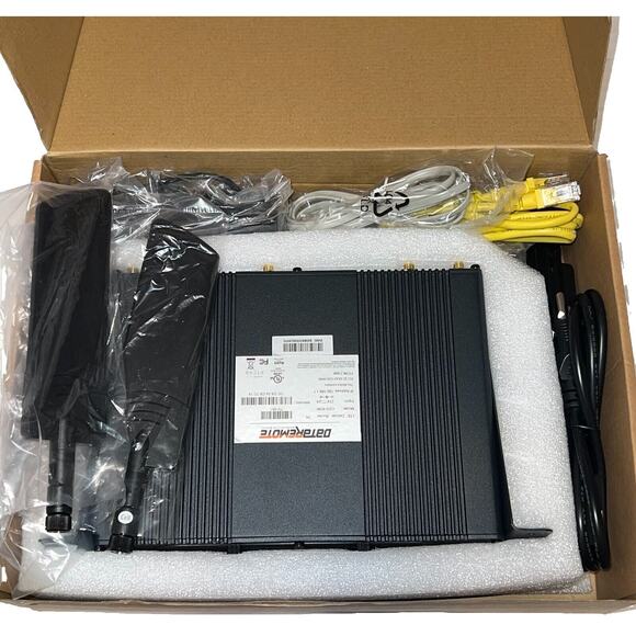DataRemote CDS-9090 Advanced LTE Cellular Router - Picture 2 of 9